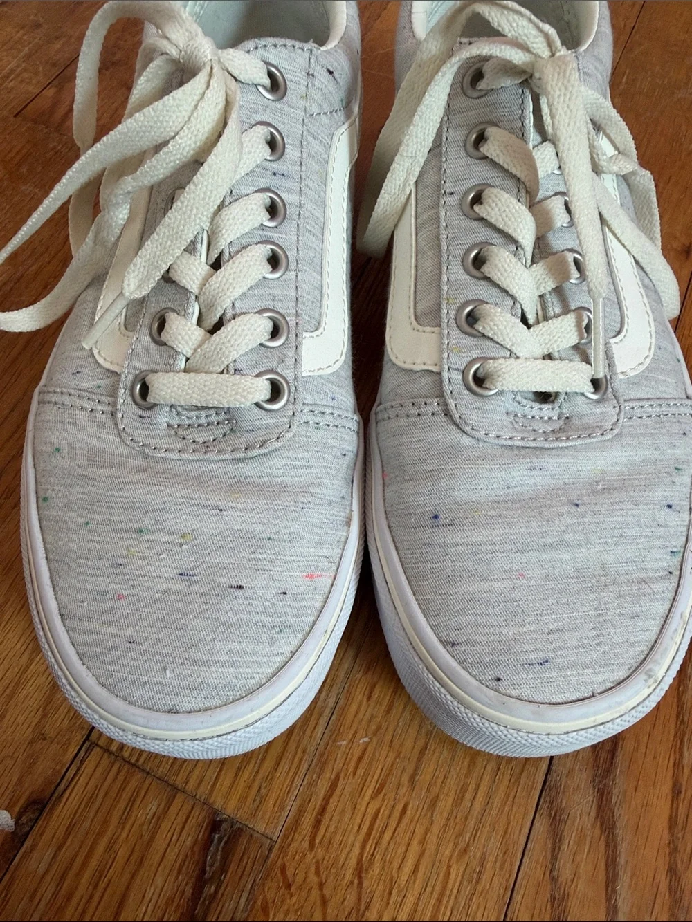 Women vans Light Gray Canvas Low-Top Sneakers with tan stripe. Colored speckled